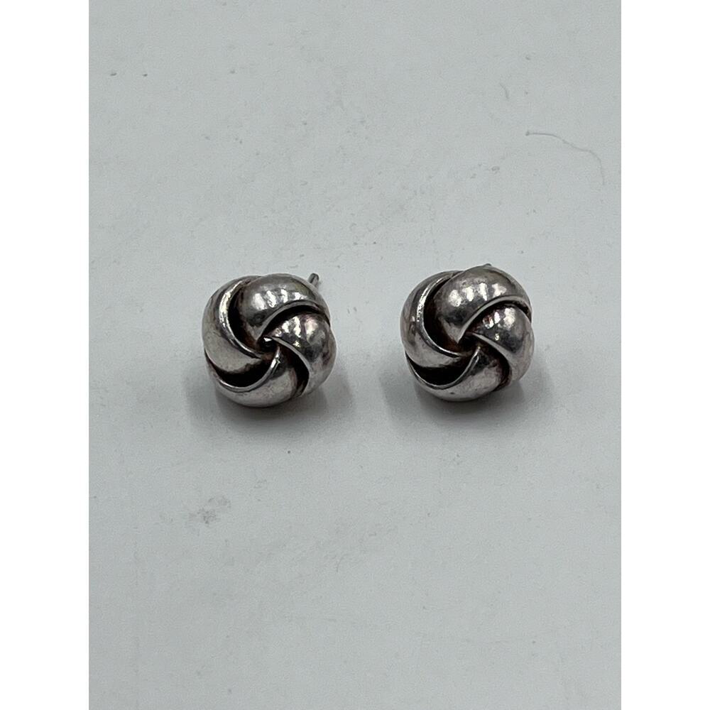 Sterling silver love‎ knot stud earrings View 5